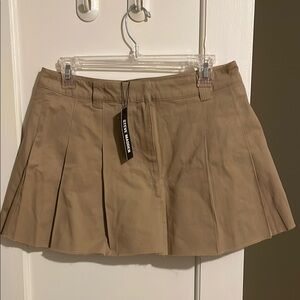 Steve Madden - Tan Pleated Mini Skirt